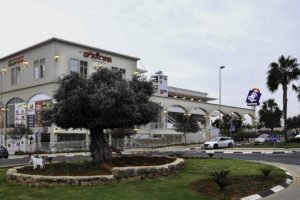 Binyamina Retuch Pic 1